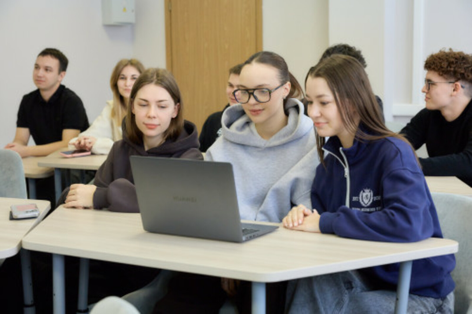 Вуз-резидент Уфимского кампуса открыл ИТ-лабораторию на отечественном ПО