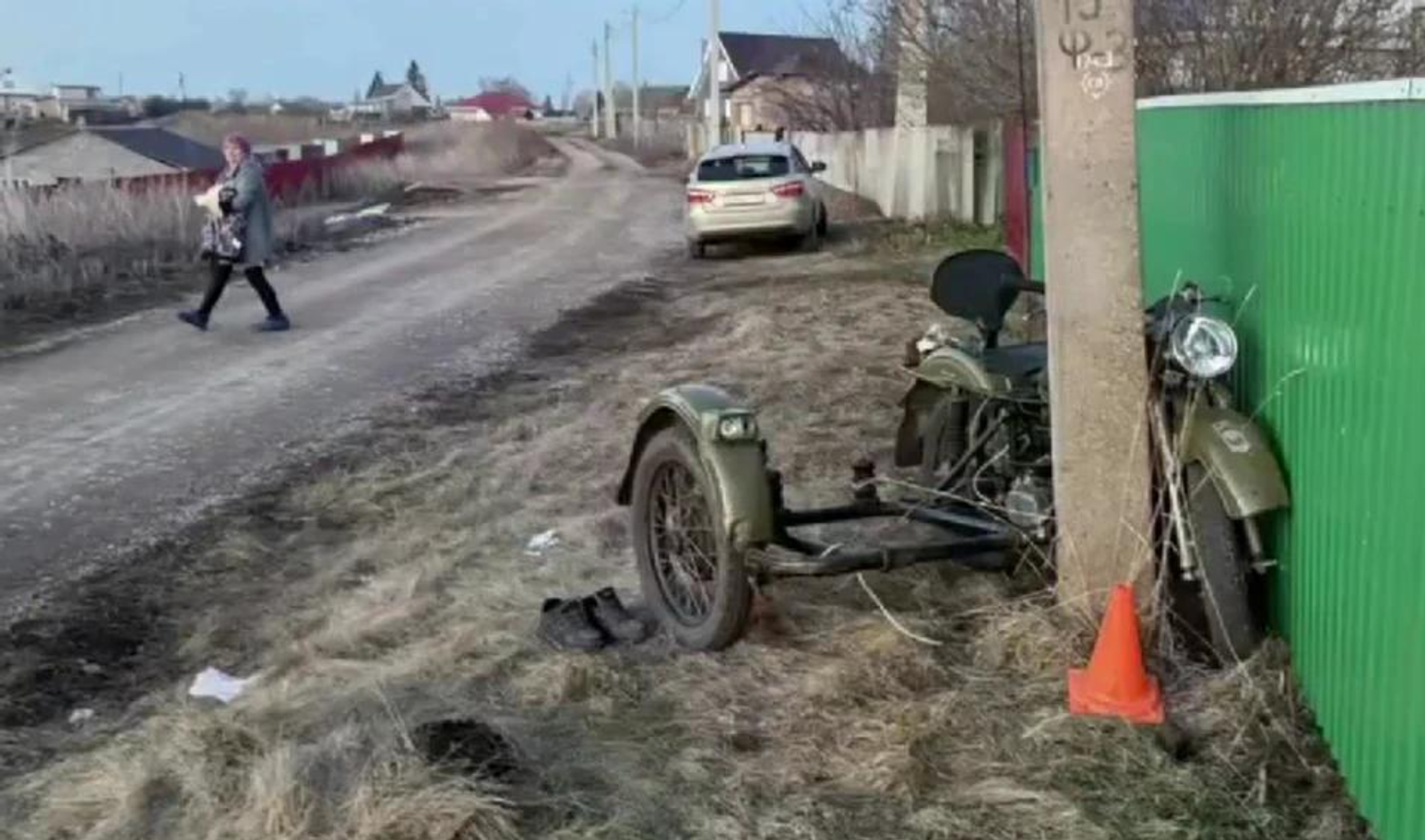В Башкирии подростки на мотоцикле врезались в столб