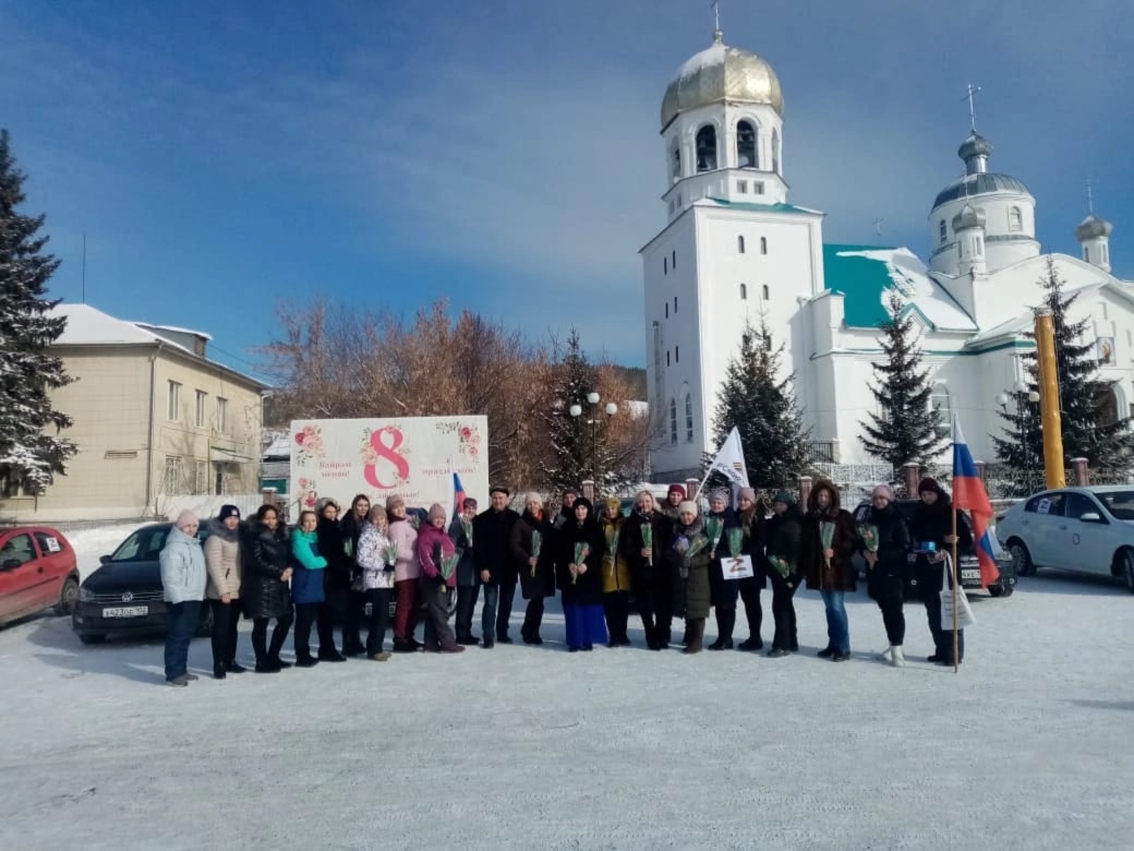 Сегодня в селе Новобелокатай провели акцию-автопробег #СвоихНеБросаем.