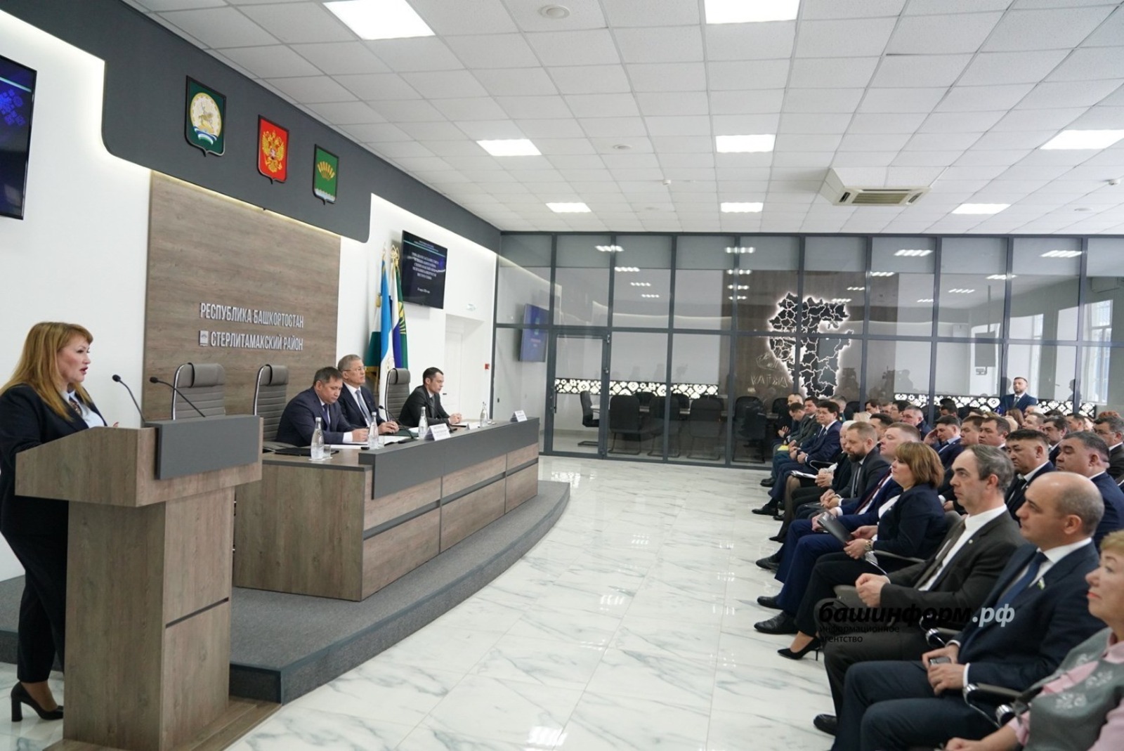 Глава Башкирии поставил задачи перед руководителями Стерлитамакского района