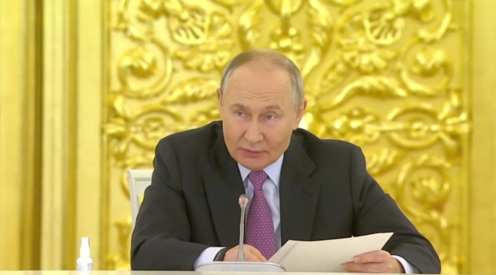 В Башкирии сняли с продажи кефир из фильма про Путина