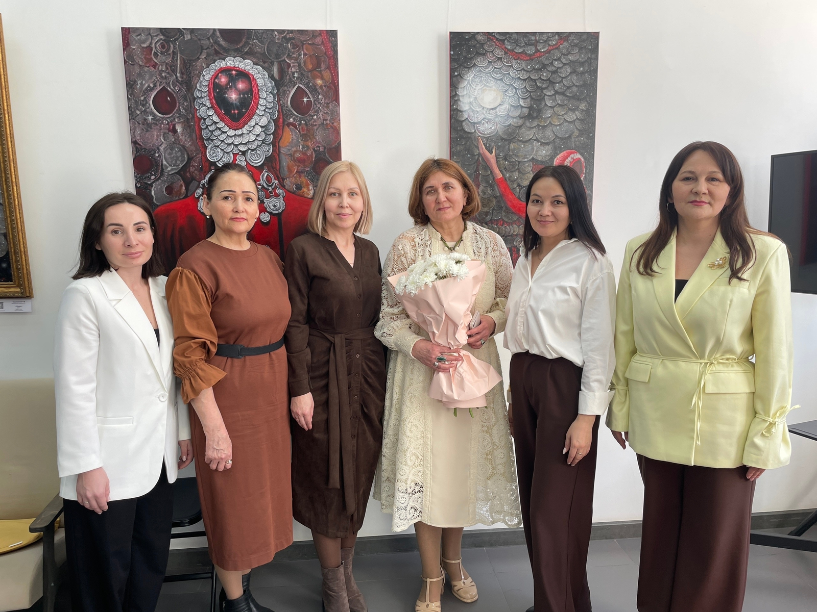 В Уфе прошла презентация книги Ларисы Абдуллиной «Позывной “Башкир”»