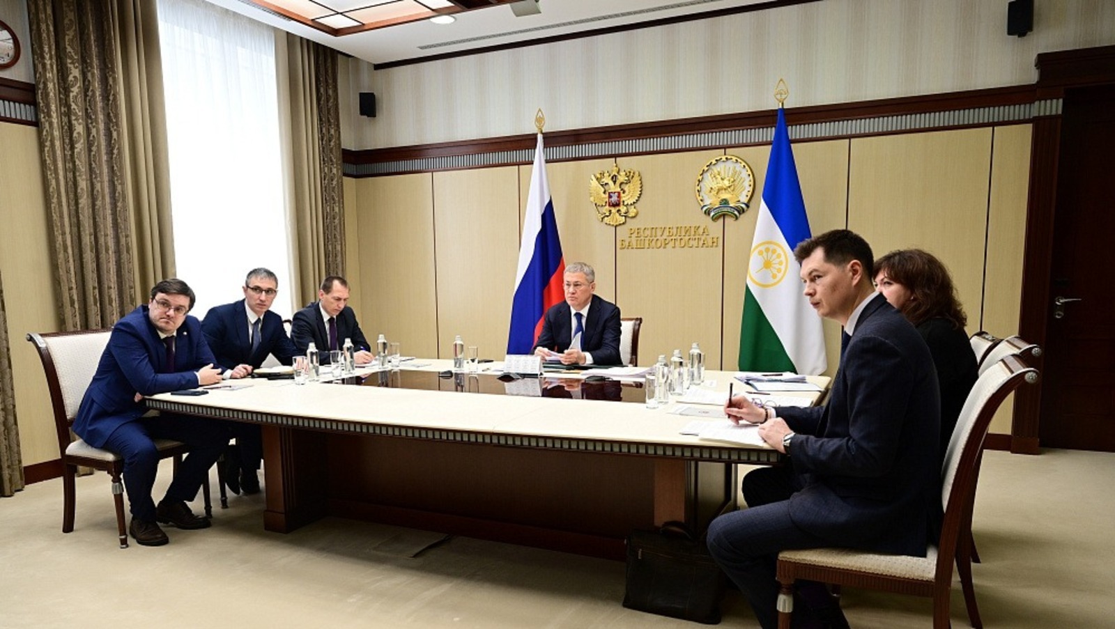 Радий Хабиров участвовал в заседании комиссии по региональному развитию