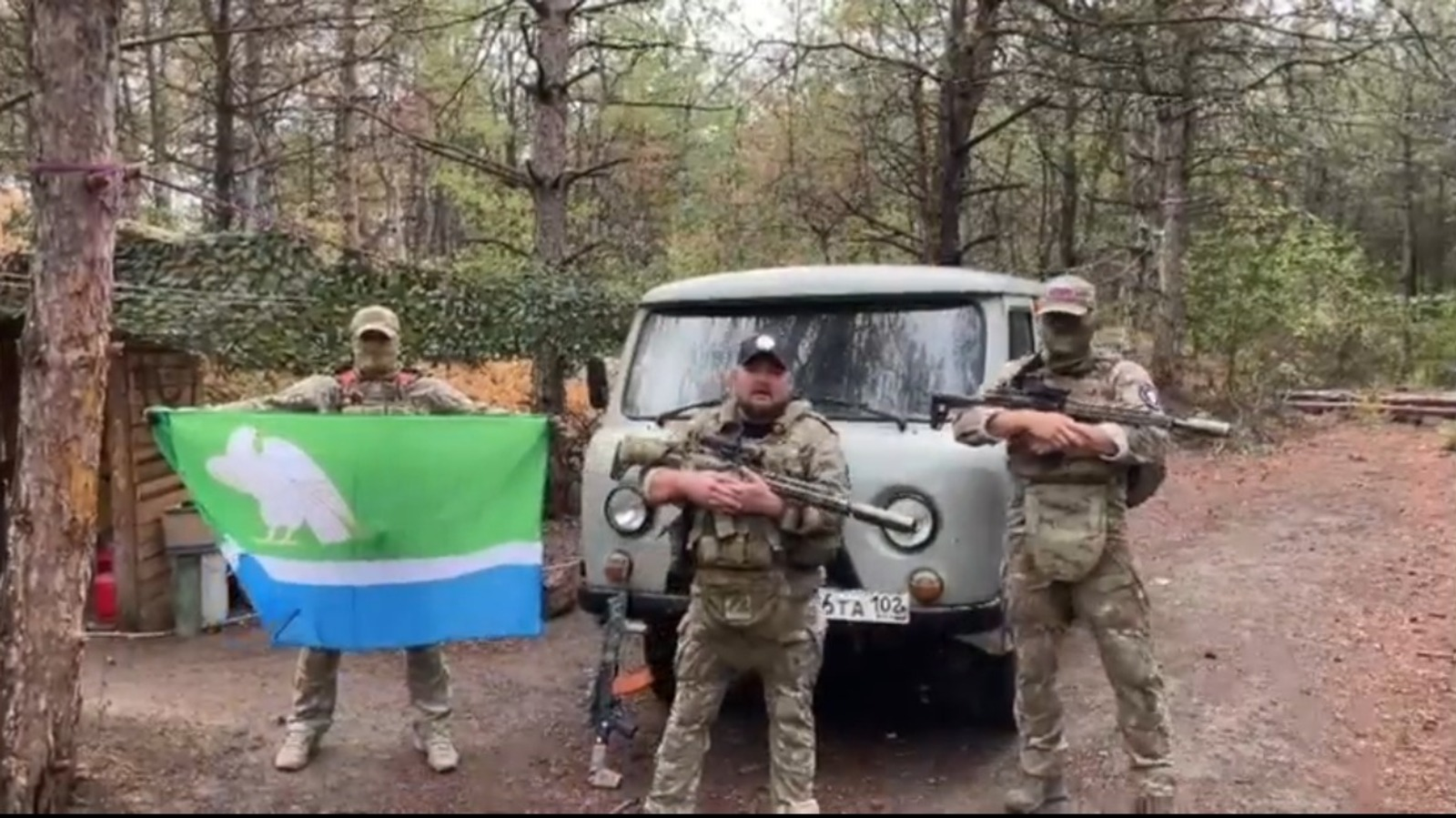 Район Башкирии доставил на фронт два грузовика с гумпомощью