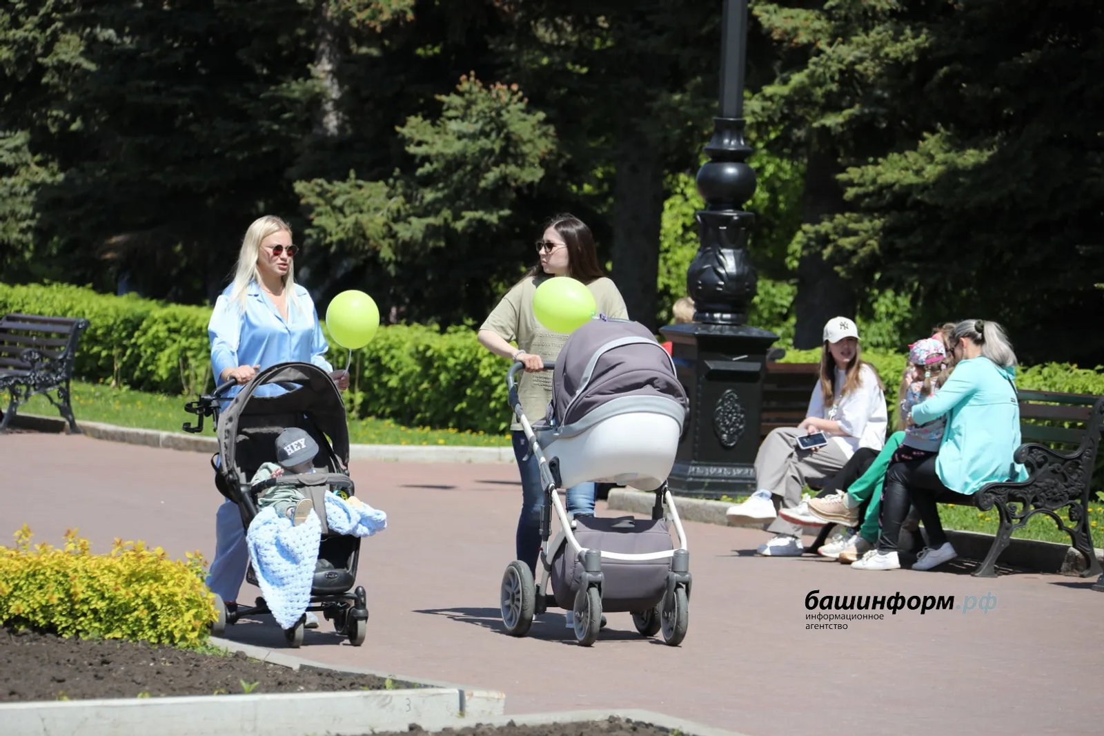 Из-за праздников в Башкирии изменили даты выплат детских пособий