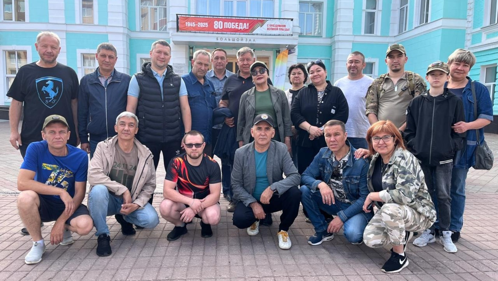 Артистки из Башкирии передают бойцам СВО тепло и нежность своего края