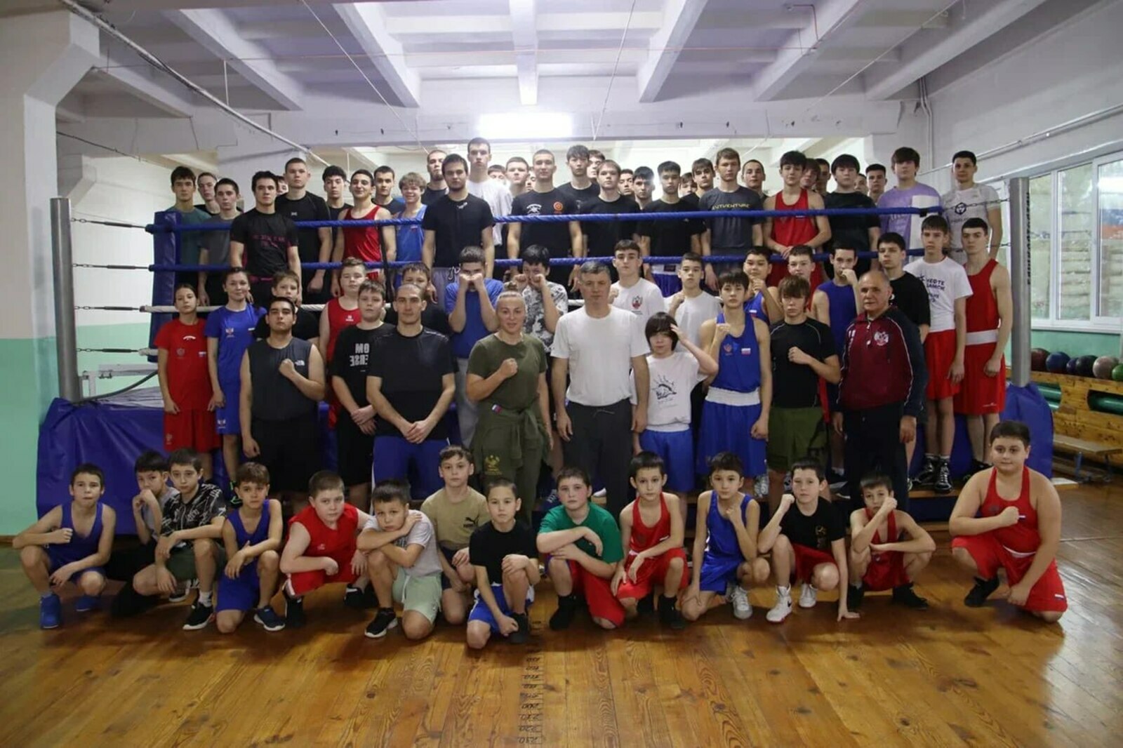 В ДЮСШ города Нефтекамска прошёл мастер-класс по боксу