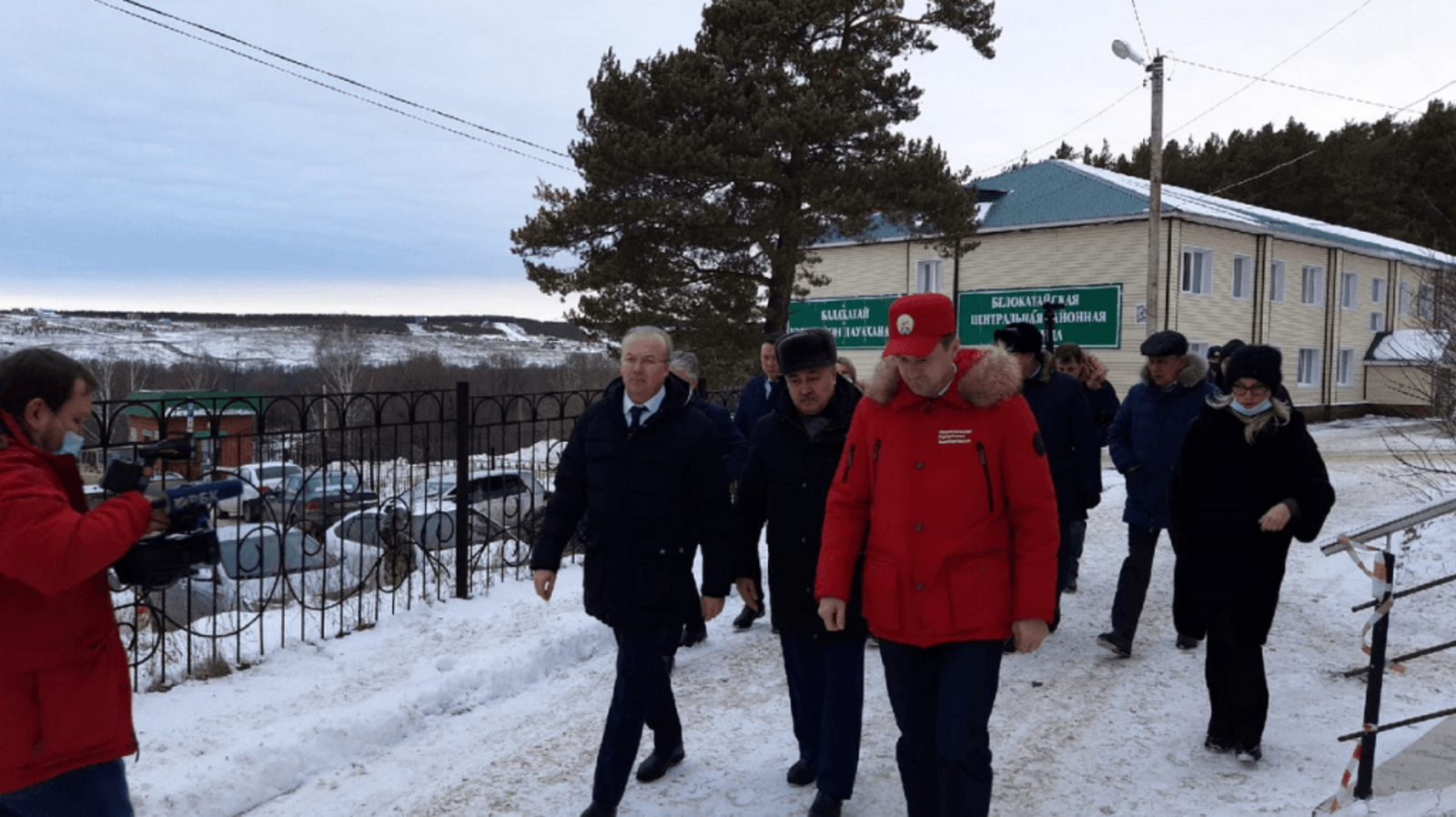 Премьер-министр правительства РБ А.Назаров посетил ряд проблемных объектов района