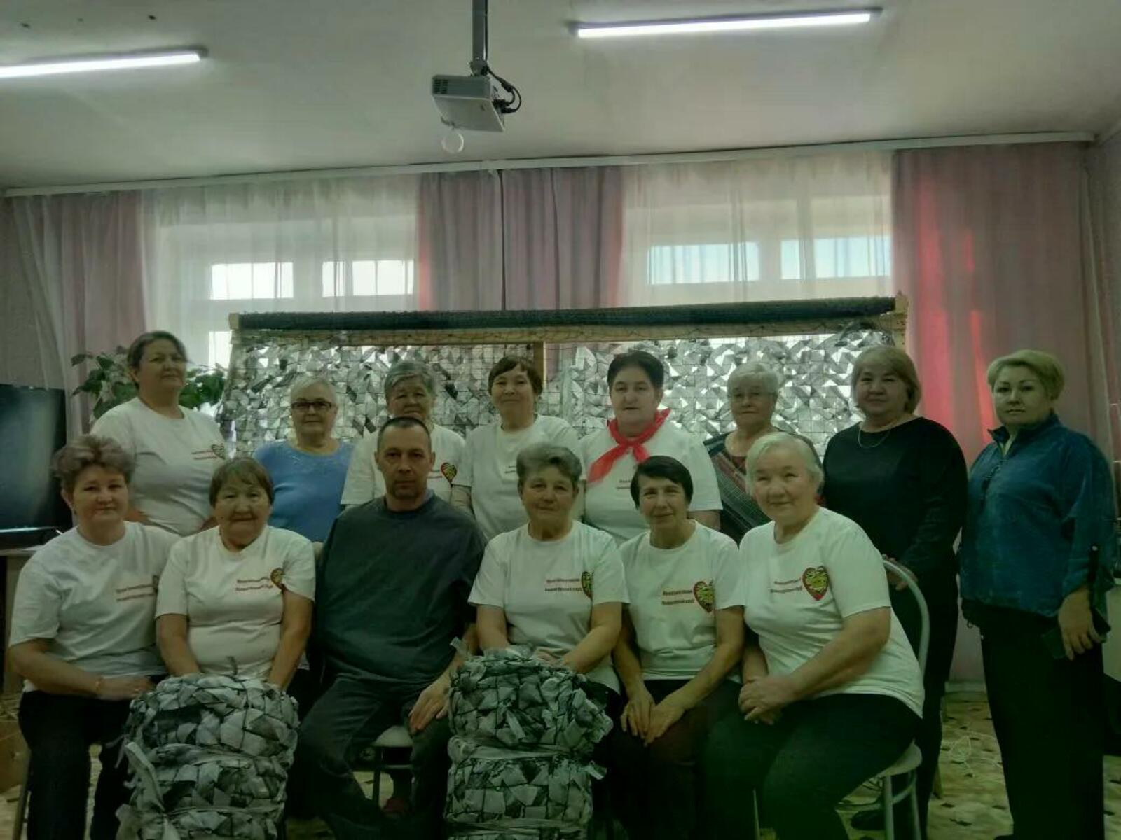 Волонтёры «Беспокойные сердца» встретились с участником СВО