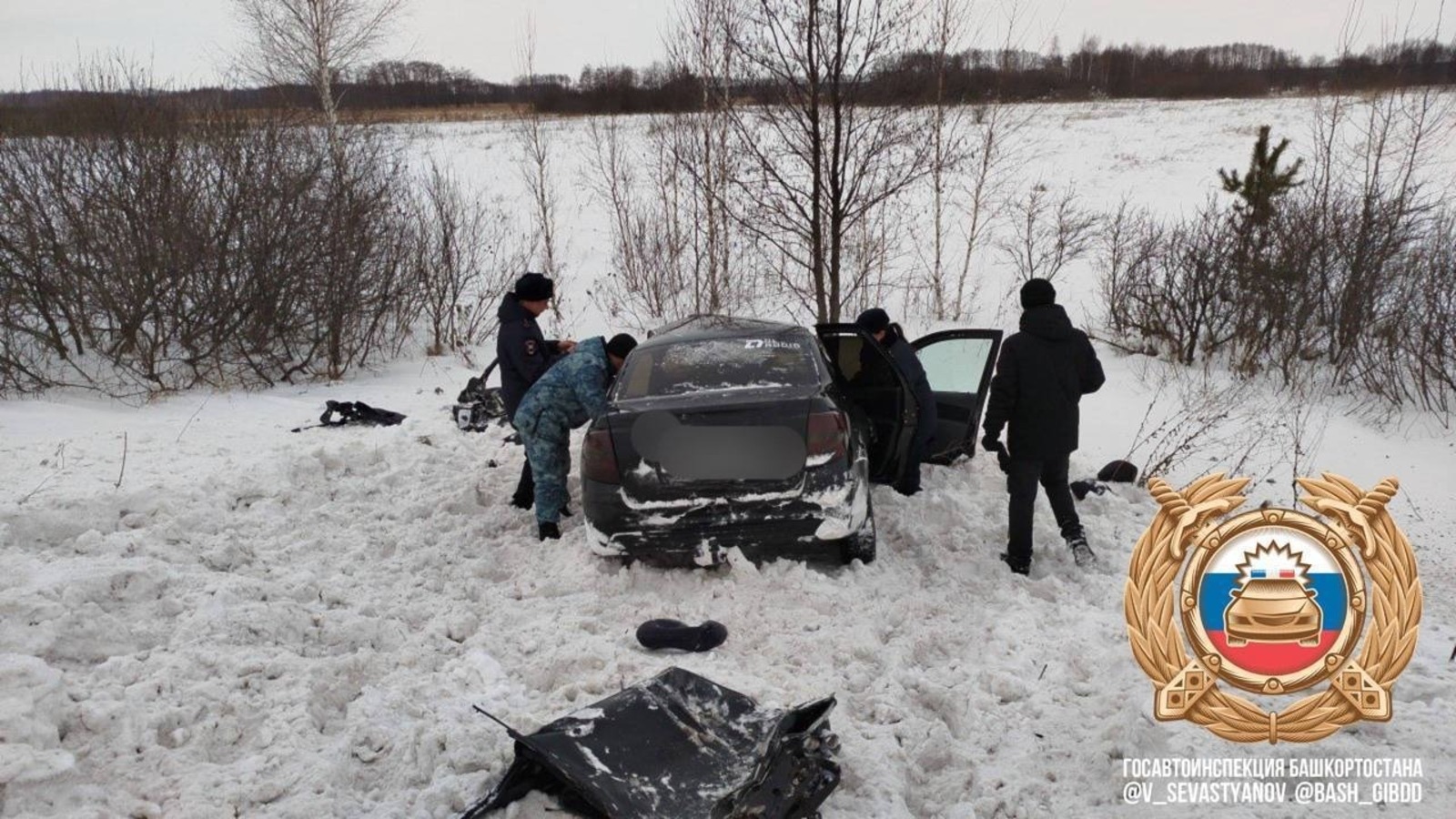 В Башкирии в аварии погибли два человека, трое пострадали