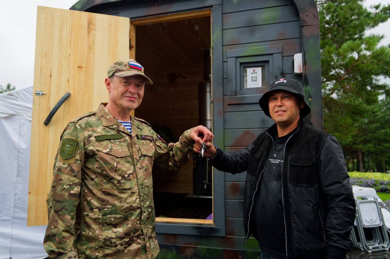 В Уфе на фестивале «На рахате» бойцам СВО подарили баню